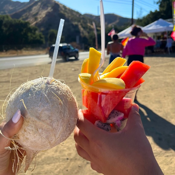 Meet your Posher, Sarah - Picture 1 of 1